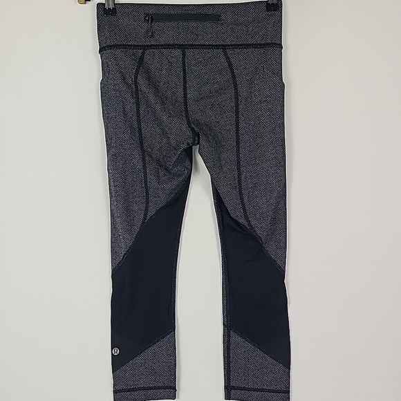 Lululemon Women's Pace Rival Black Grey Herringbone 3 Pocket Waistband Sz 6 - Picture 5 of 8